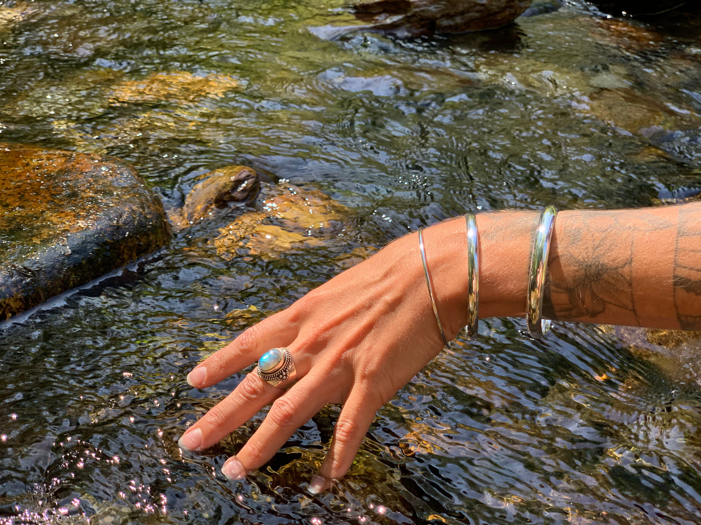 Bague torsadée labradorite argent