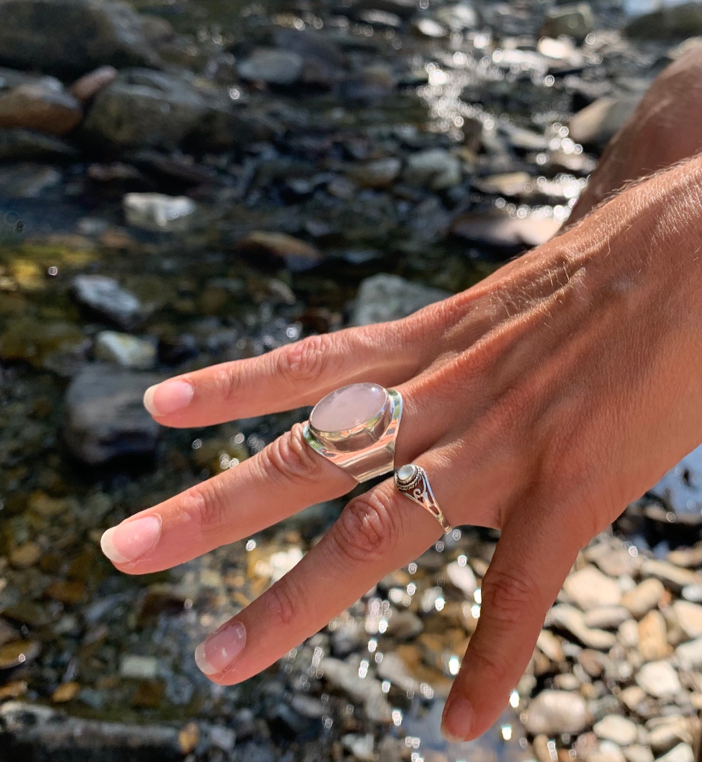 Bague argent massif et nacre blanche