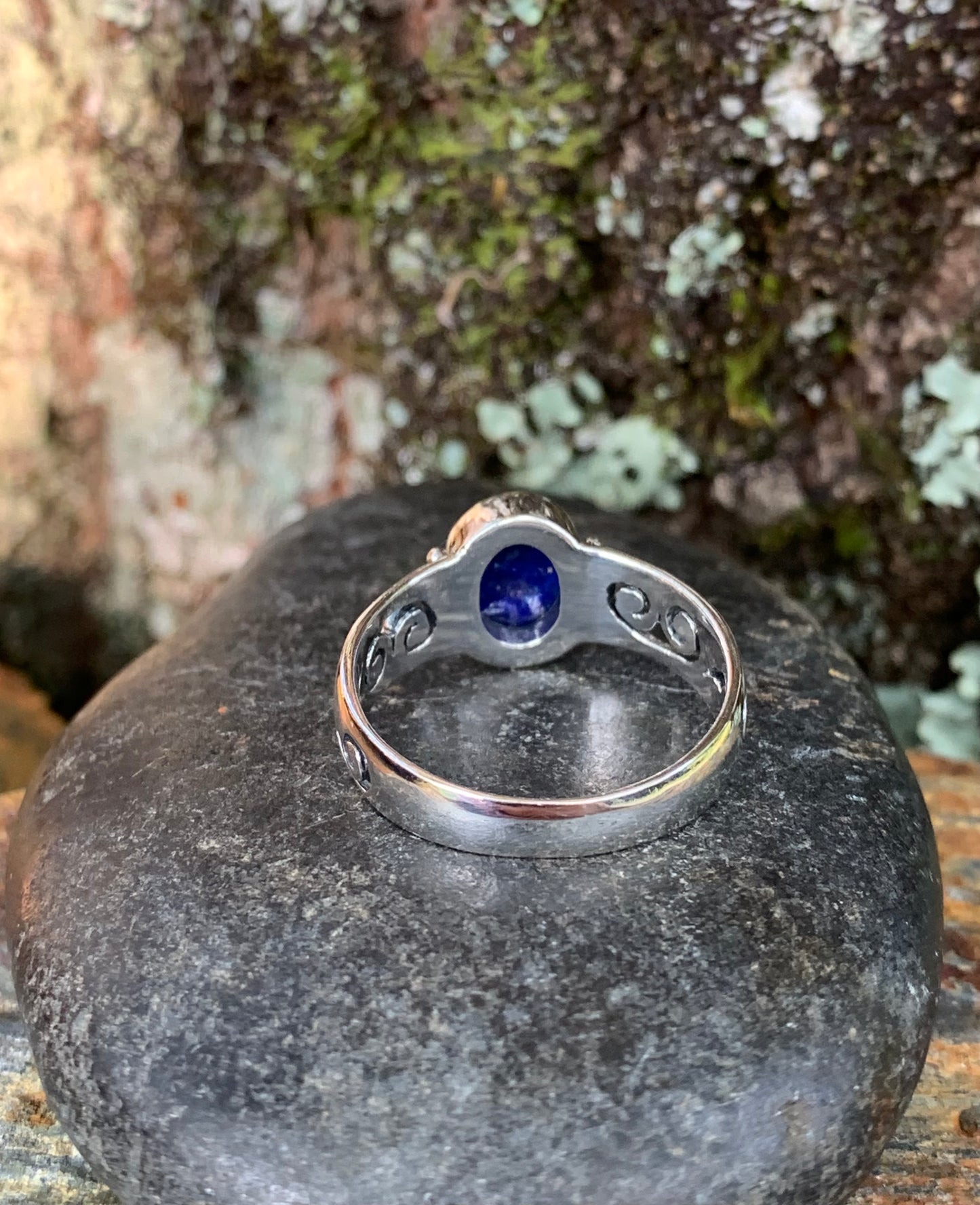 Bague argent lapis-lazuli à motifs