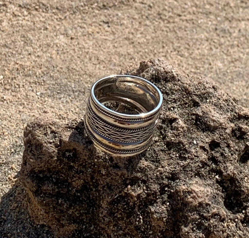 Bague en argent vieilli tressée