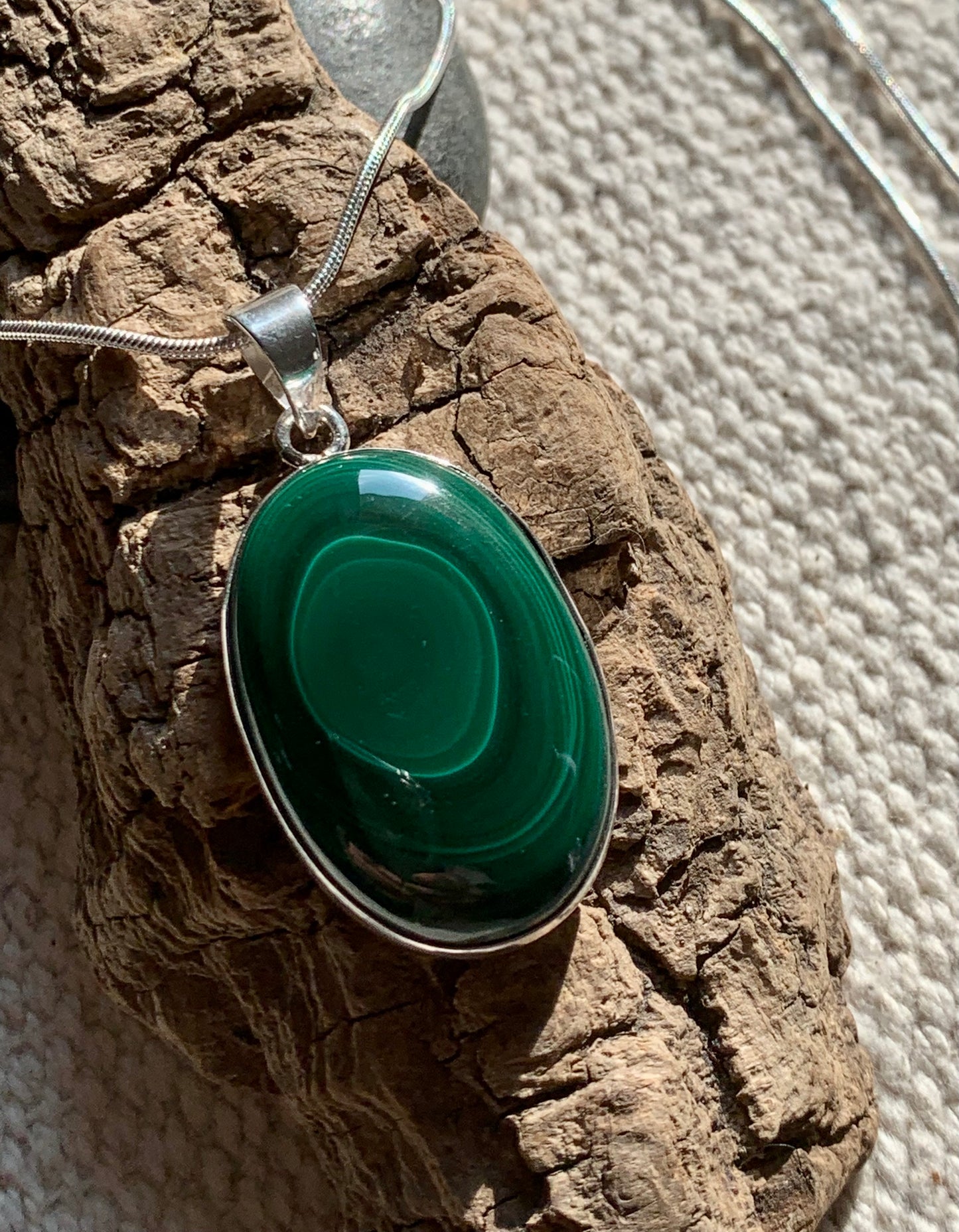 Pendentif malachite et argent massif oval